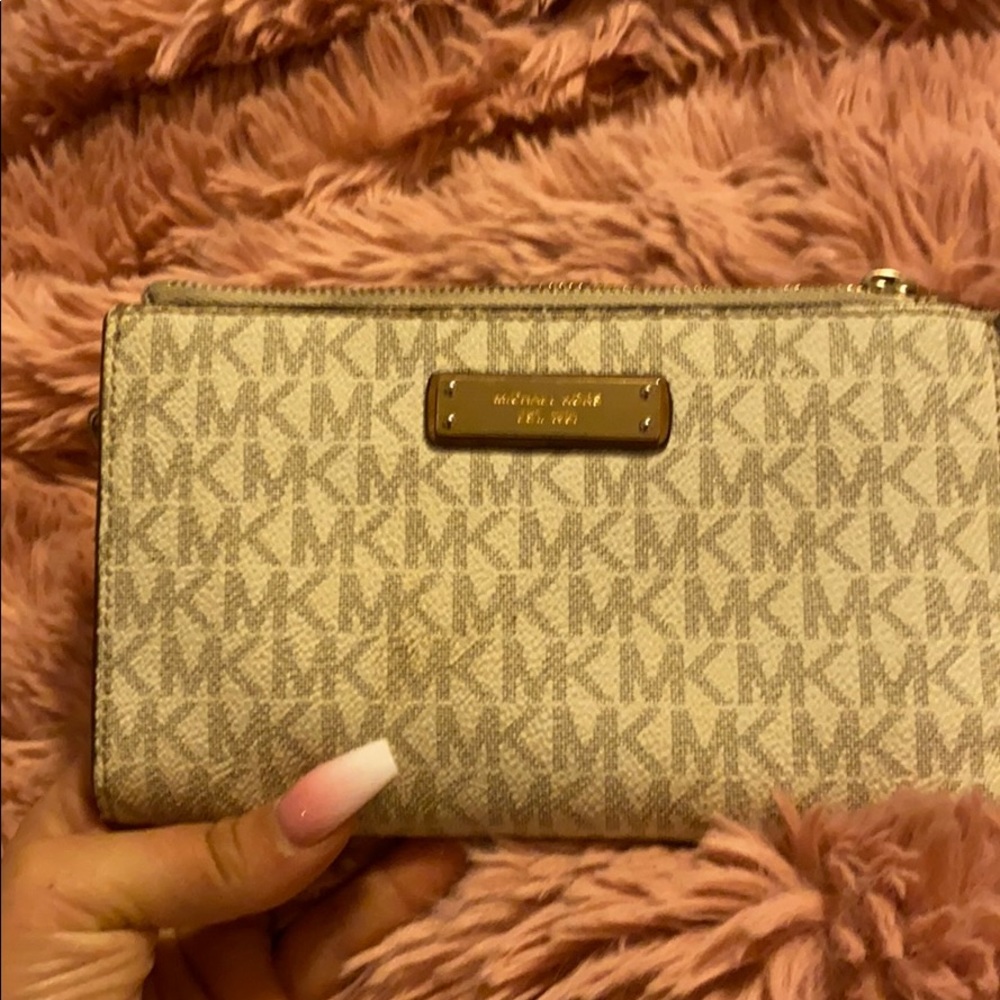 Micheal Kors Wallet